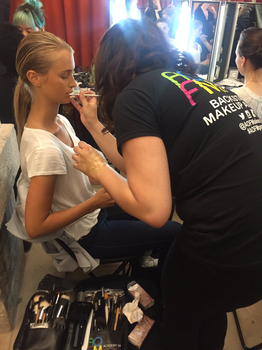 Our AOFM graduates hard at work during London Fashion Week, at instituto Marangoni 💚💙❤️💛