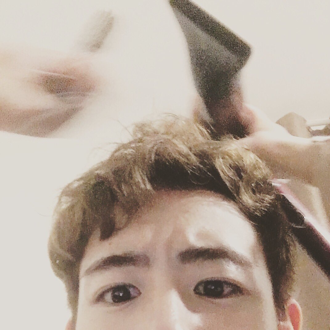 Khunnie0624's tweet photo. Work work work work work~ https://t.co/0CH5oEaBsS