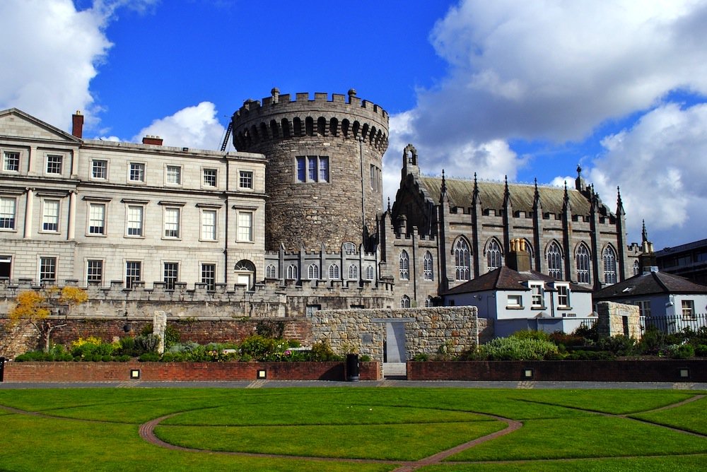 orgdublintours's tweet photo. Dublin Castle 

#dublin #dublinwalking #europetours #dublintours #beautifuldublin  #discover #love #walking #tour

https://t.co/CgT6GQX0u7 https://t.co/aH9WUM0kNM