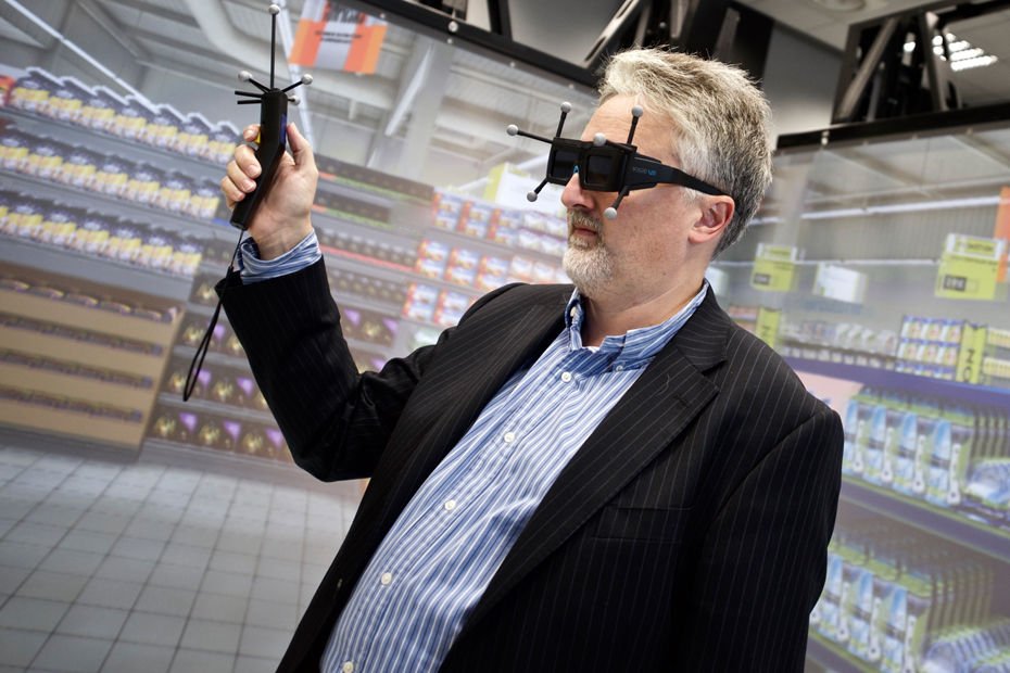 #Retail : La #RV nouvel outil pour concevoir les espaces de vente. <a href="/Immersion3D/">Immersion</a> équipe le @SILab_Lille (Shopping Innovation Lab) #CAVE