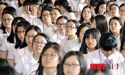 Sur Twitter 韓国人 美形だと誤解してる女が多いけど 整形前の韓国人の平均顔なんてこんなもんだから そこんとこよろしく