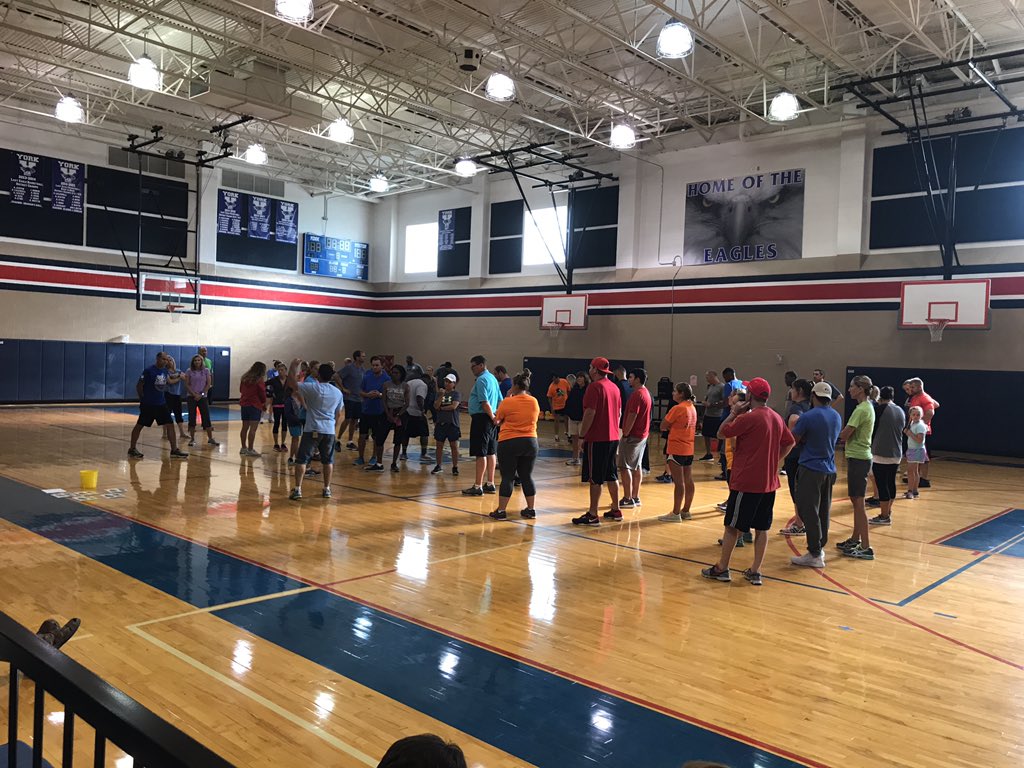 LESphysicaledu's tweet photo. @CoachPirillo #ChampCamp17 https://t.co/1Ku1mQ8H6b