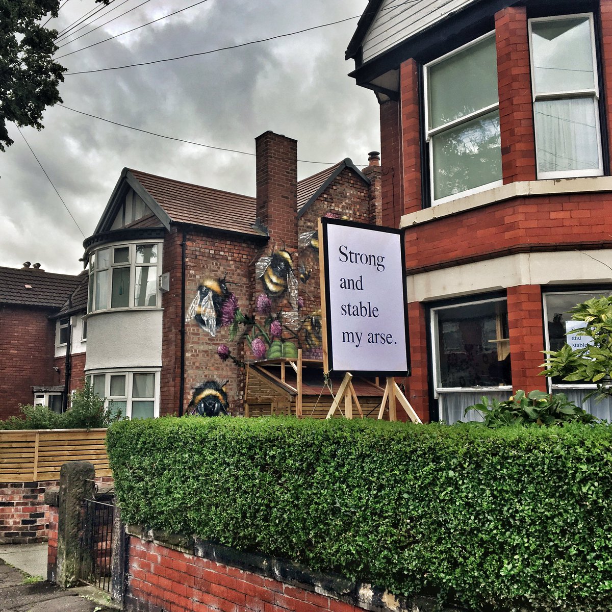 GASHcollective's tweet photo. Today is the day. Get on it Mcr! 🐝🌹 #bunthetories 👊 https://t.co/hoAKzCatFk