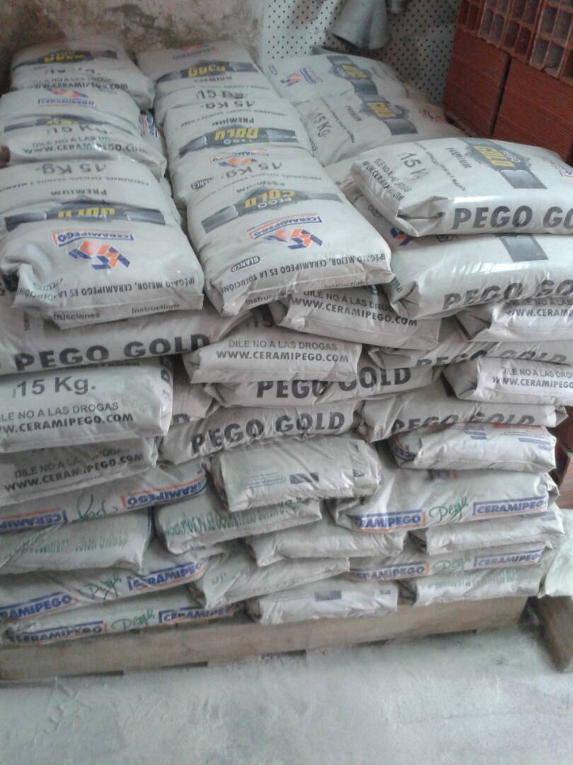 febmaldo's tweet photo. Distribuidora Febmaldo te tiene #PegoCeramipegoGris #PegoCeramipegoBlanco también disponible #BolsasDeCalLiquida #PegoBlanco #PegroGris #Cal https://t.co/1Oq1lTEX95