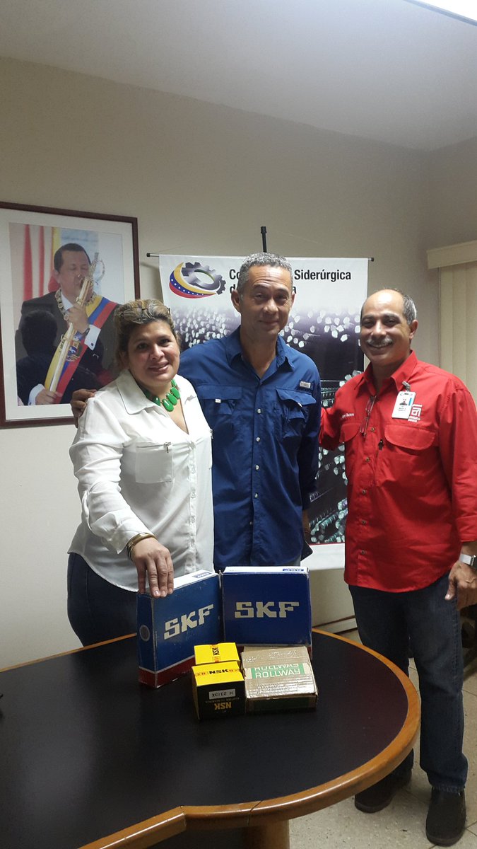 Sidor_oficial's tweet photo. La entrega de estos repuestos forma parte del plan de reimpulso de #Enasal emprendido por la @CSVHierroAcero https://t.co/S3fRlAkO8S
