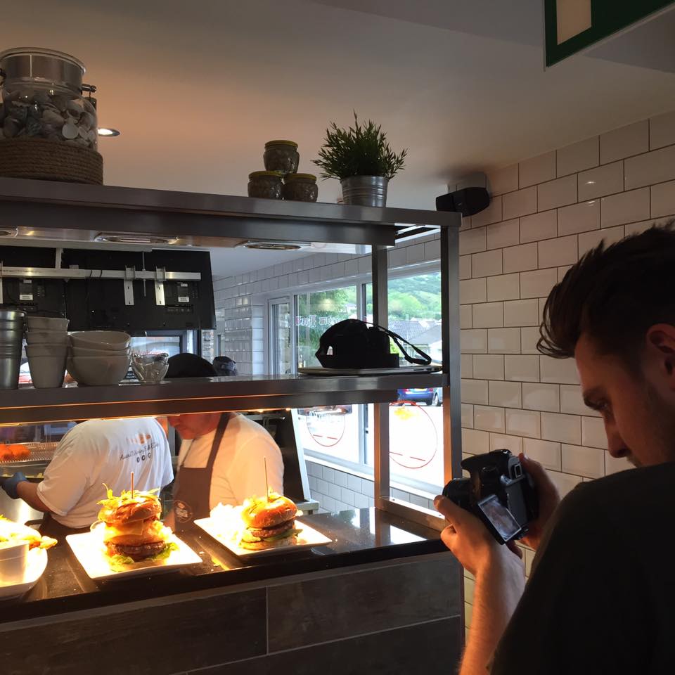 Thecrispycod's tweet photo. Great having @PoshBearUK in the Gelli shop today shooting our video! Keep your eyes peeled, will be released soon! #thecrispycod https://t.co/7dM1Eopdiy
