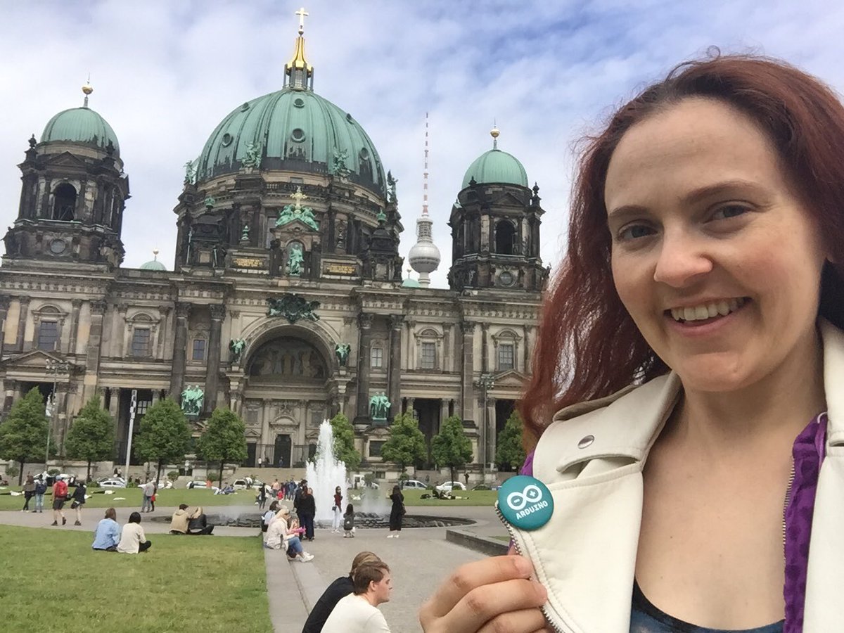 TenayaHurst's tweet image. @MakerFaireBER @BrickRknowledge @ArduinoOrg @arduino #makerfaireberlin #ArduinoStore maker-faire.de/vortrag/berlin… Check out my talk at the faire!