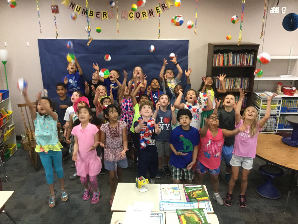 mrstknutsen's tweet photo. Last day shenanigans! Summer here we come! #readyfor3rd https://t.co/kHGxkRhwON