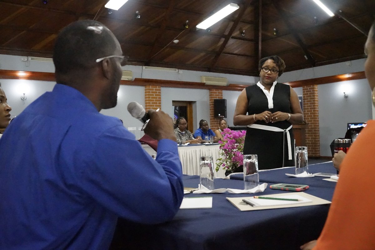 The session today is all about social media!! Very engaging! #DiscoverDominica #DWHS #destinationweddings #weddingmarket #socialmedia