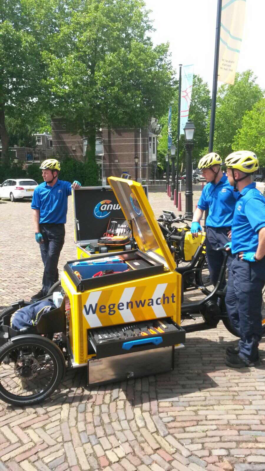 تويتر \ anwb على تويتر: ook wegenwacht op de fiets in Rotterdam Utrecht: #wegenwacht #fiets https://t.co/rjqI4KAoez"