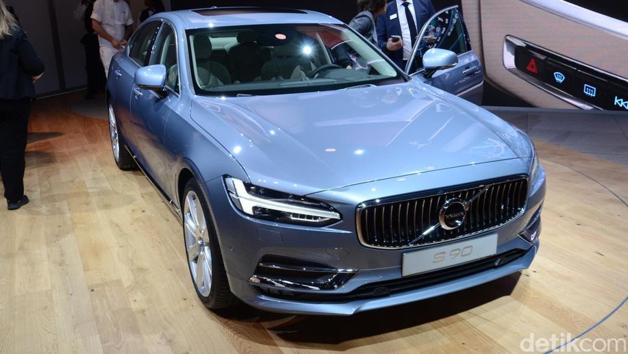 Ini 4 Model Volvo yang Siap Diluncurkan Tahun Ini detik.id/60nqjB via <a href="/detikoto/">detikoto</a>