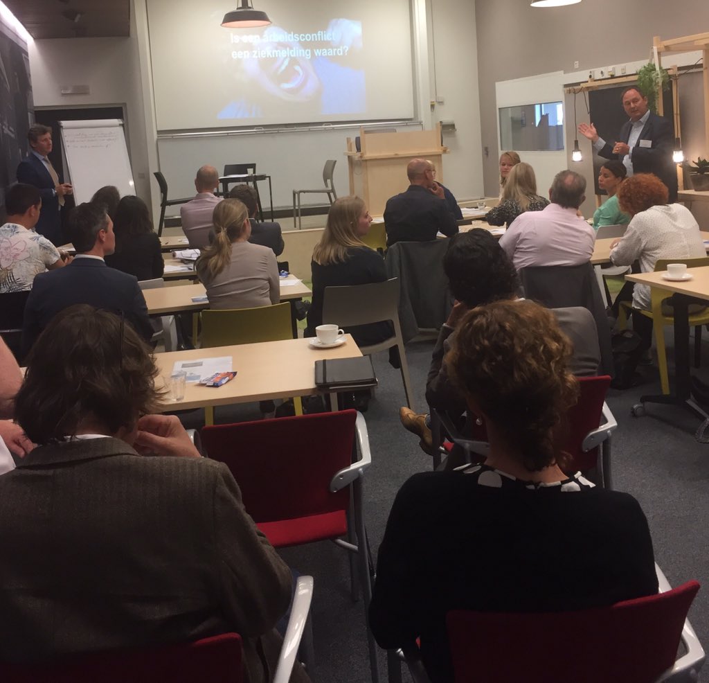 Resolute_Mediat's tweet photo. #kenniscaferesolute in Eindhoven is gestart! Mooie vragen van deelnemers, zoals wanneer niet mediabel? #mediation #oplossing #mediator https://t.co/hF2ww13mZq