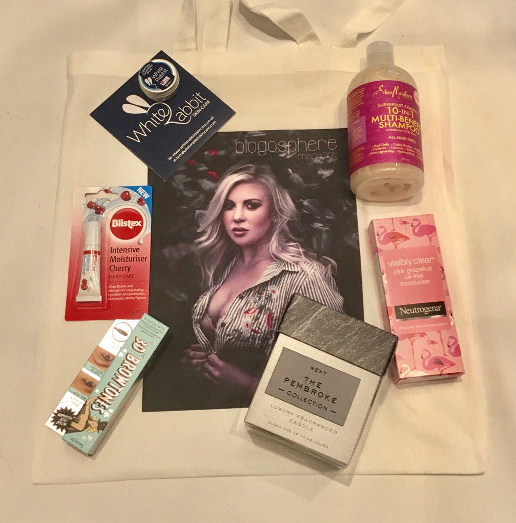bcreatoruk's tweet photo. 👀 #BlogosphereCoverReveal goody bag! @WhiteRabbitSC @BenefitUK @nextofficial @SheaMoistureUK @Neutrogena @BlistexUK https://t.co/bi6ttaBRHZ