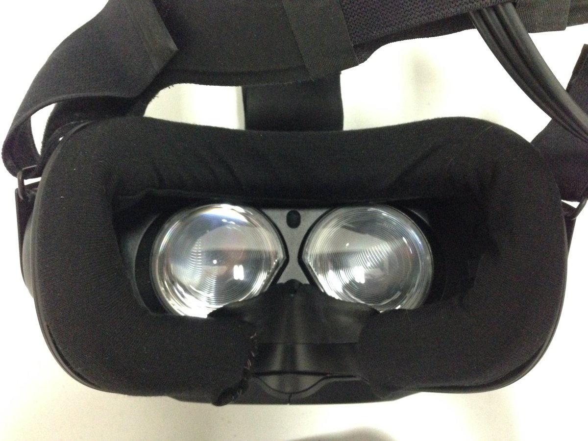 HopkinsDuffield's tweet image. Made our #HTCvive sport foam cover so we just made our own for $5! Saved $35(!?!) from US shipping and think our design is better ;)