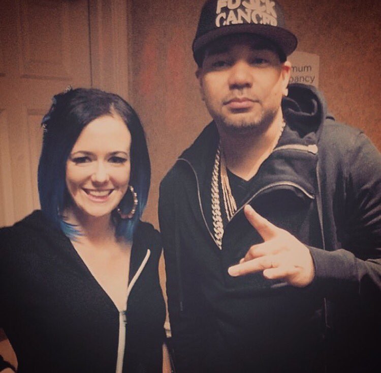 snowondablock's tweet photo. Me &amp; Envy in Philly at the "Air It Out" Radio Showcase!🇨🇦🇺🇸 #Philly #AirItOutRadio #OnDaBlockMovement #CanadianArtist #SnowWhiteOnDaBlock https://t.co/YNqgfPXQOu