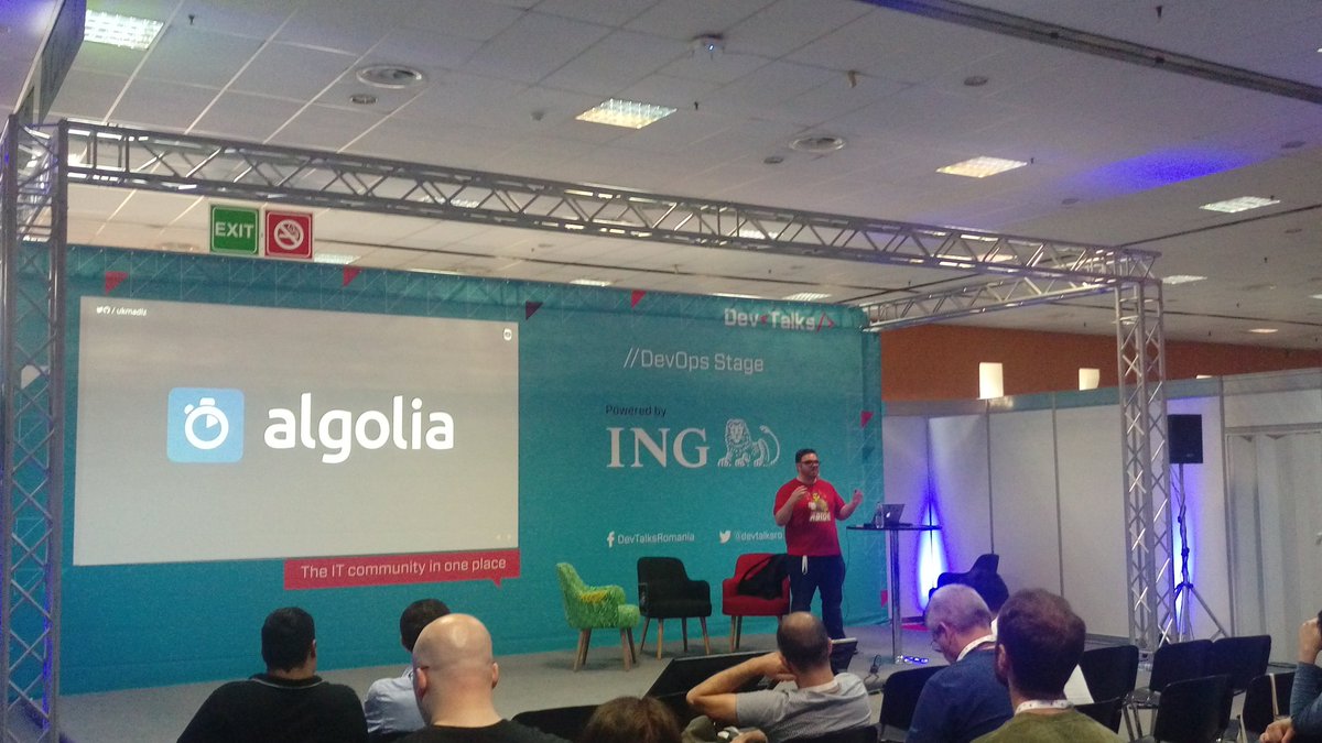 DevTalksRo's tweet photo. Mike Olsmore is on the DevOps Stage with his talk 'Optimise this!' at #DevTalks2017 https://t.co/QJW2j0iwr2