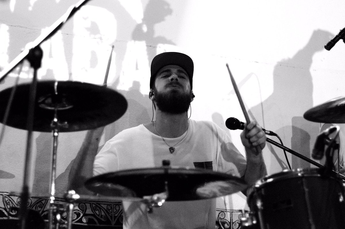 Feeling music... Feeling good!!!