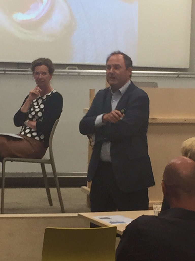 <a href="/peterjansmits2/">Peter-Jan</a> in #kenniscaferesolute : ga voor je geluk en kijk wat je met elkaar kunt realiseren. Juist ook bij #arbeidsmediation