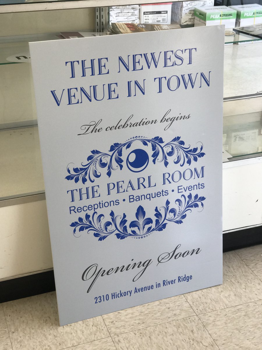 Ameri_Print's tweet photo. A New Sign to promote the Newest Venue Opening Soon! #ameriprint #largeformatprinting #mredsvenue #mredsrestaurants https://t.co/GiLNWFntyx