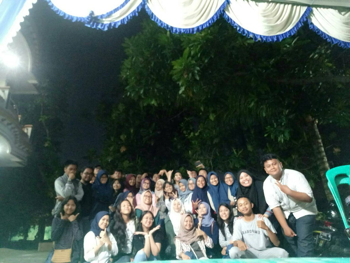 Bukber PMR SMA KORPRI BEKASI tahun 2017! Sampai jumpa tahun depan 😊