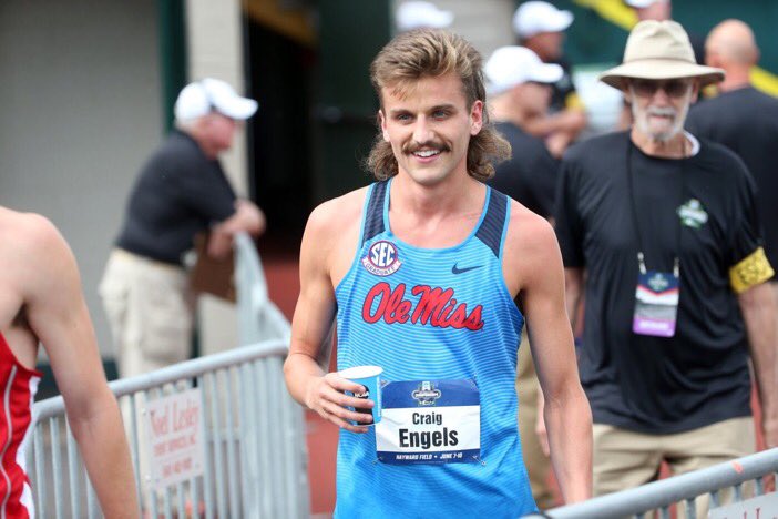 CloydRiversPics's tweet photo. The most American track athlete ever. Merica. https://t.co/X9wRRpAYWS