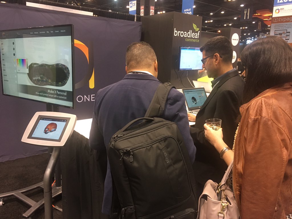 Last day at @IRCE_Official come check out the #3D #ecommerce revolution at booth 1113 #IRCE17 #IRCE2017 #sales #marketing #3Dmodeling