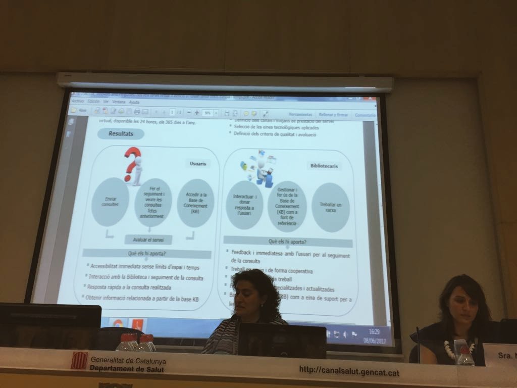 gtorrentf's tweet photo. Innovem amb Pregunteu-nos! @MariajoTome presenta el treball innovacio a la sessio de posters #BCSalut17 https://t.co/SoxWyGCY1H