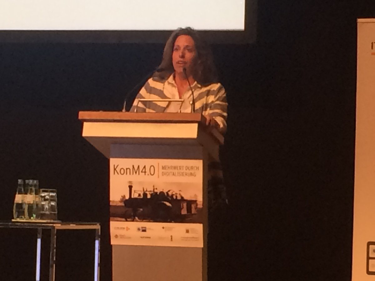 ITFORWORKeV's tweet image. Die Darmstädter Gründung Meshcloud beim Start-up-Pitch auf der #KonM40
@meshstack