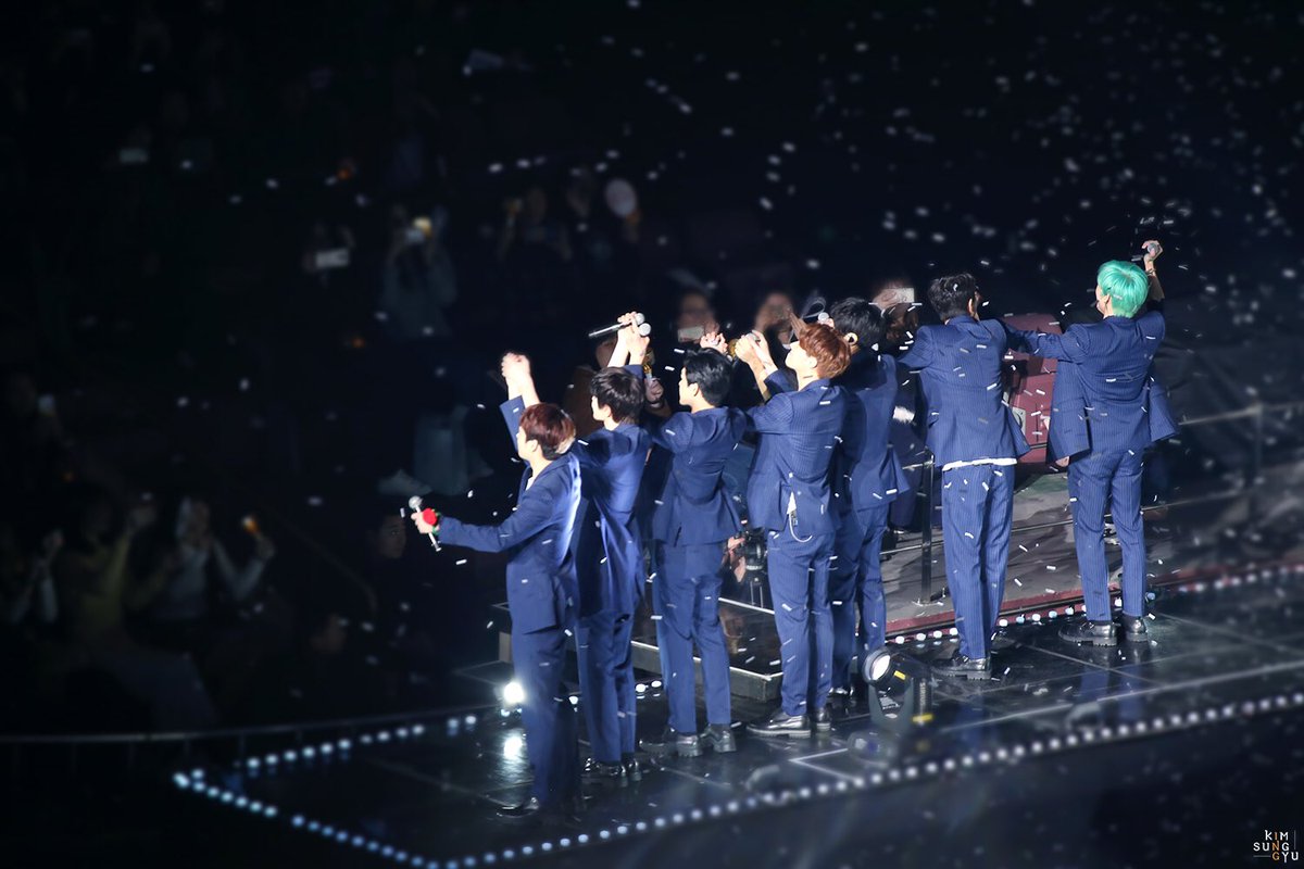 ange_kyu89's tweet photo. 7년동안 함께 와줘서 고마워
그동안 참 많이 울고 웃었던 시간 속에
내가 함께 했다는 사실 만으로 가슴이 벅차
우린 언제나 ing..사랑해❤️
성규 동우 우현 호원 성열 명우 성종 인피니트
#7YearsWithINFINITE 
#언제나영원히_인피니트 https://t.co/NJsu3u1pT9