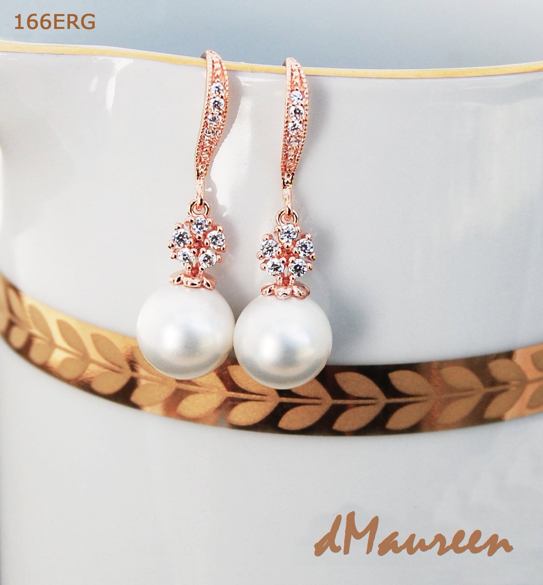 dMaureenVastine's tweet photo. Pearl Bridal Jewelry 166ERG. WHITE Pearl Earrings. Rose Gold Bridal Earring… https://t.co/0flPFvDQkn #Etsy #Dmaureen https://t.co/JkmjCqhYVH