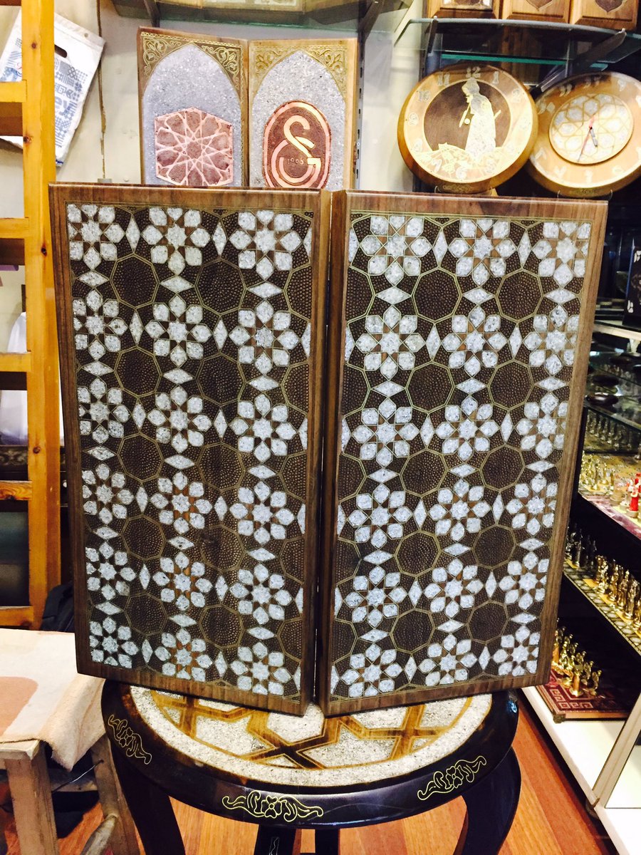 #sedefçilik #sedefkakma #elyapımı #mozaiksedef #sedefişleme #kişiyeözel #tavla #hediye #LasVegas #LosAngeles #Turkey