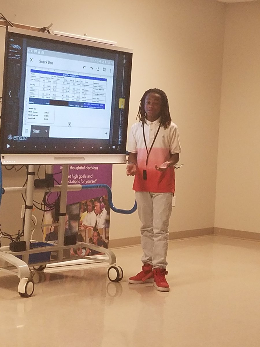 BHCharterSchool's tweet photo. Keandre H. Presents his Snack Den to the sharks https://t.co/D8PgvXMP1P