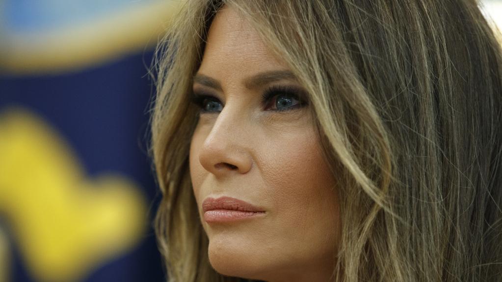 The 'Melania' has become the bggest trend in plastic surgery. But what is it? bit.ly/2sHGVqe