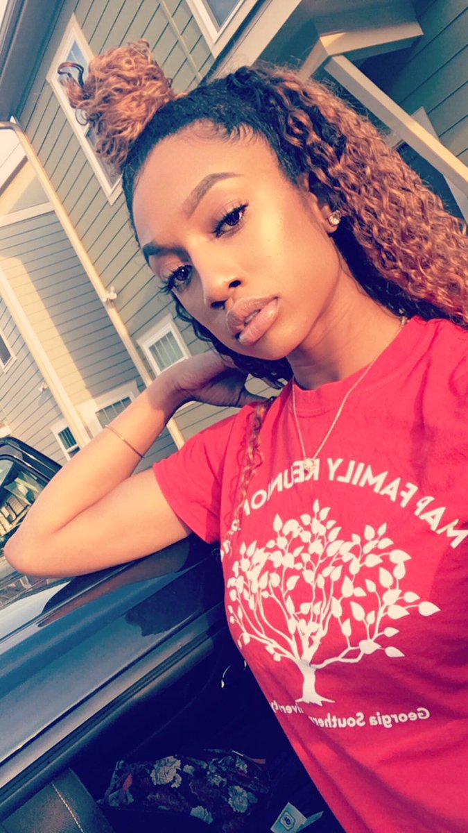 NoMercyKS's tweet photo. Can I join y'all?🙇🏽‍♀️ #FineWomenofGSU https://t.co/7cgf2q8vDT