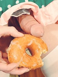 nikoule021's tweet photo. مين ياتي يفطر 🍪🍪
جهزتلكم فطوركم 🍧🍪🍪🍔
الفاطرين رتويت 🔃
فحلتكم نيكول🔯🔯🔱 https://t.co/wv4v5YW2rX