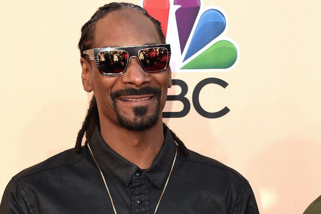 MoorInformation's tweet photo. Congrats to Snoop Dogg on earning a star on the Hollywood Walk of Fame! https://t.co/lOgYCmIysb