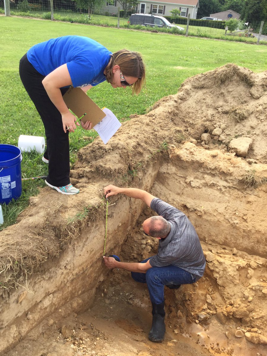 JenPhelps9's tweet photo. Delaware CASE NRE Activity 2.1.6 Land Classes - Soil Pit @case4learning #WetnWildNRE #DelawareNRE https://t.co/KTARTlnXBQ