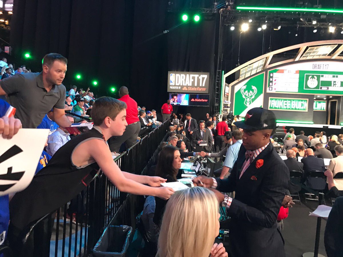 YouFirstBasket's tweet photo. #NBADraft @JustinPatton17, sky is the limit. #Round1 #Pick16 #Wolves #NBA #YouFirstClient #TeamASM https://t.co/ADIFyxaLyS