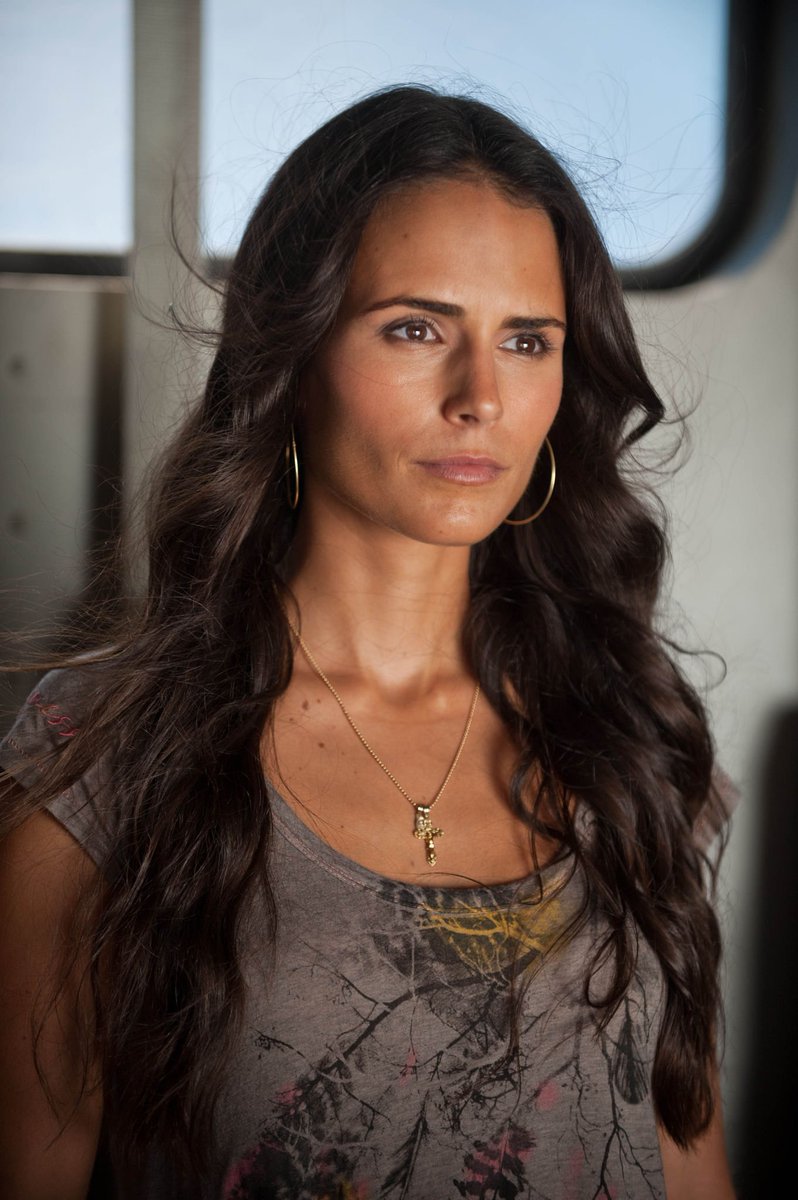 Jordana Brewster (JordanaBrewster) Twitter(02)