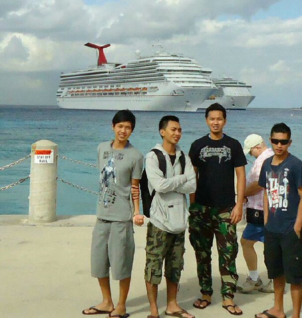 peankmuak's tweet photo. Cayman https://t.co/pnGQCE599I