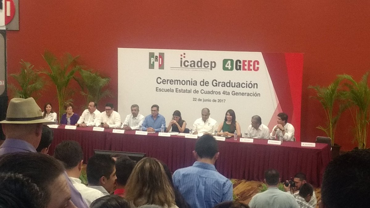 ManuelCorralBte's tweet photo. Muchas felicidades a los Graduados de la #4GEEC @ICADEP_Sonora que con orgullo fortalecen con sus ideas al @CDEPRISonora un abrazo 💪👌 https://t.co/lpg2de4FCa