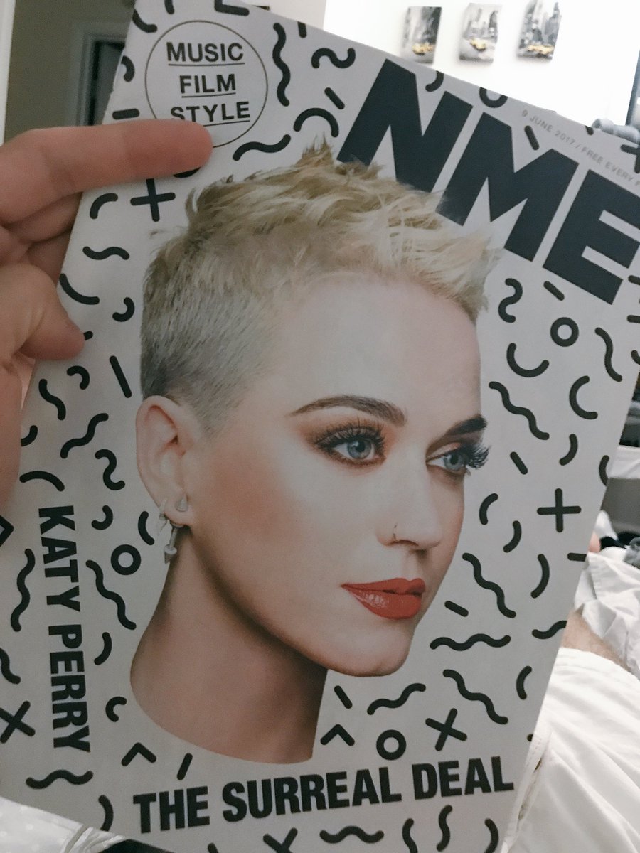 witnessedbykaty's tweet photo. Got my copy, thanks @katrieber 👁 #AddedToMyCollection 💅🏼 @katyperry #witness https://t.co/oi39oZ02UD