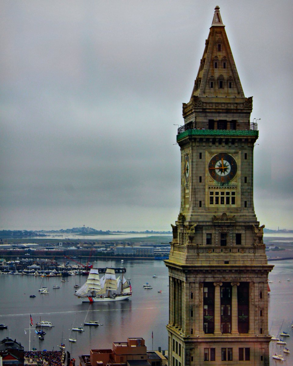 MattFrank's tweet photo. Random rainbow with the USS Eagle, must have been from the water boat before it #SailBoston #TallShips #tallshipsboston #randomrainbow https://t.co/rgc8b7m0te