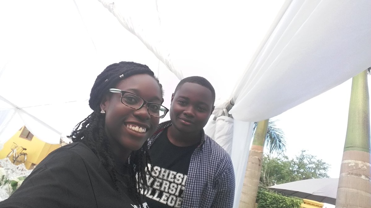 serwa_hemaa's tweet photo. Day #9
I thank God for the gift of friendship and the special ones He brought my way.
#1DayToGraduation
#GradTestimonies https://t.co/Lz1Glt9pAi