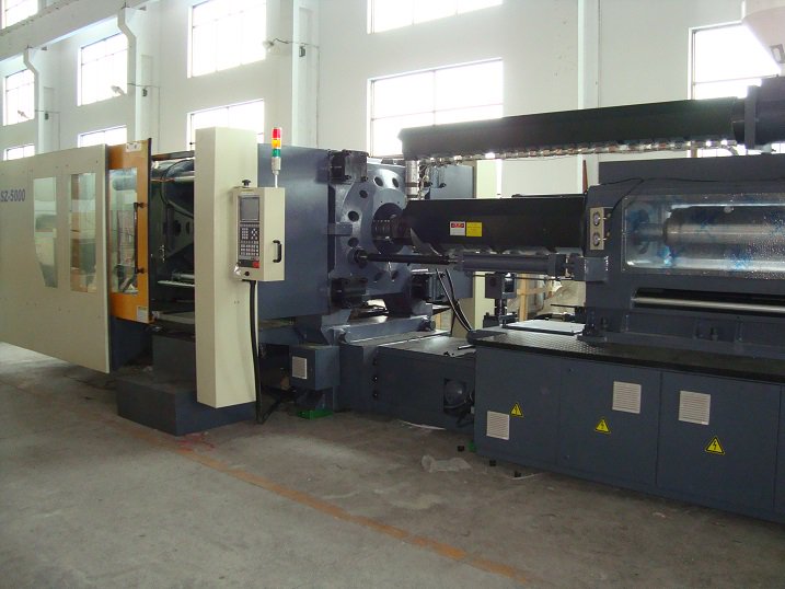 shenzhoumac's tweet photo. Jumbo injection molding #machine https://t.co/p8CzhPpKSB