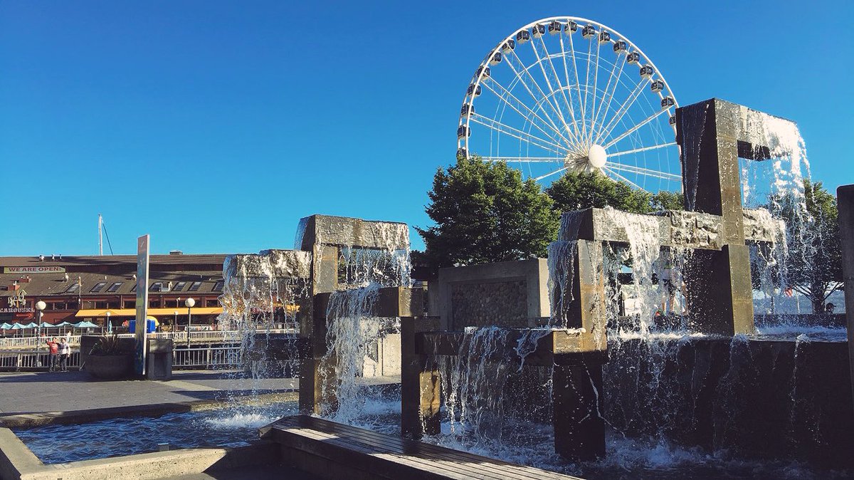 CateKroeger's tweet photo. Seattle, WA <3 https://t.co/Bt1moow2Y8