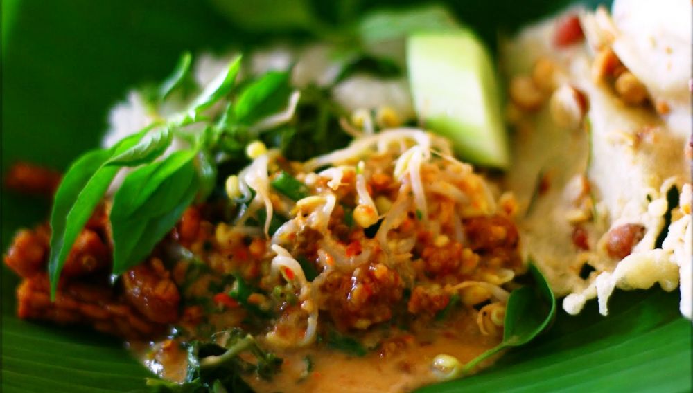 GNFI's tweet photo. Ragam Salad Tradisional Indonesia dalam Balutan Saus Kacang https://t.co/XHRUr8CPMT https://t.co/ItCk0fjK6F