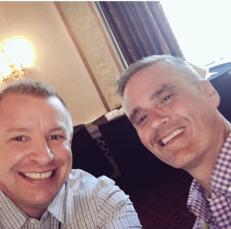steffgunn's tweet photo. @greg_knarr and #MarkPayne @AGNIntl #NARM2017 ! #selfiechallenge #connect @alliantgroup https://t.co/tHnBBGhiio