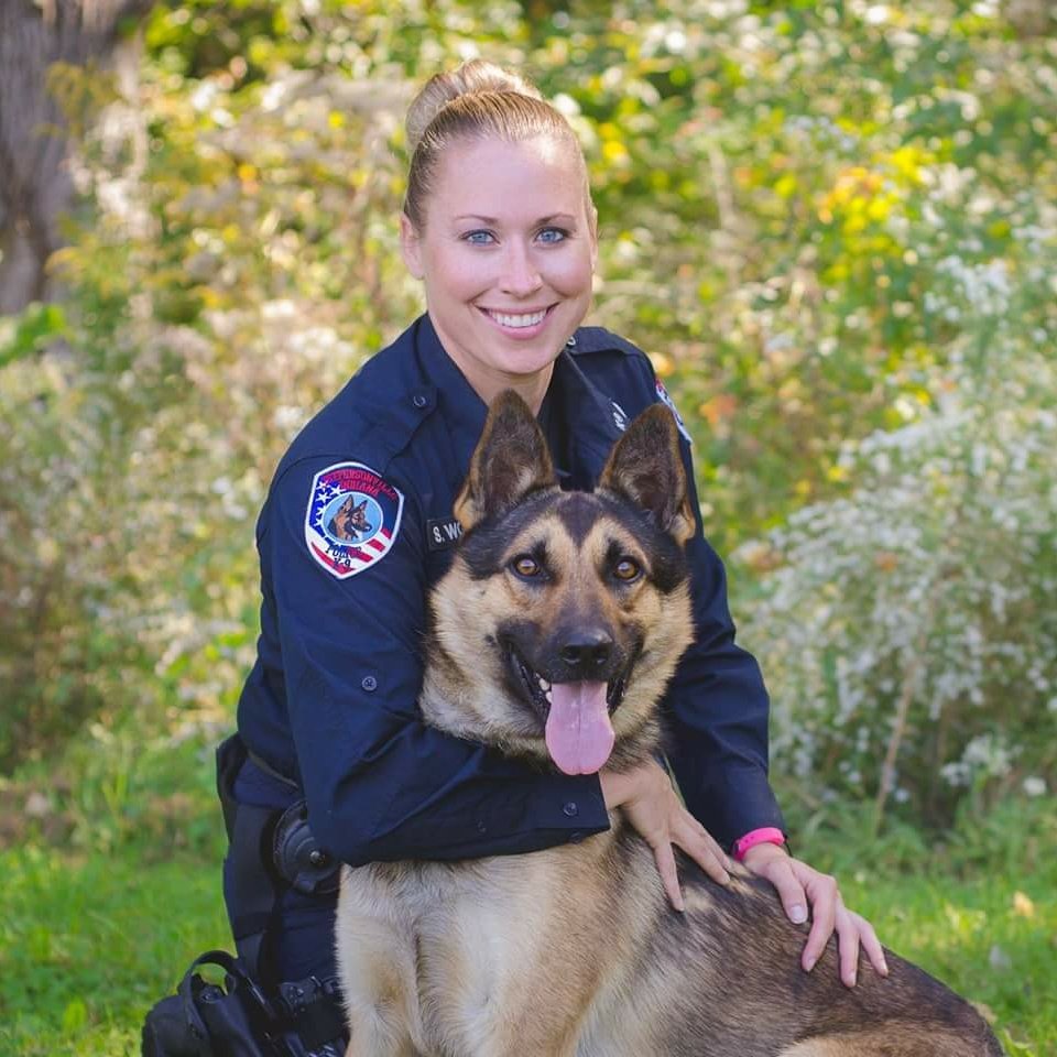 SusanWood657's tweet photo. #NewProfilePic, retired K9 Izzo. Photo taken by #sarahunterphotography https://t.co/v5GAOelpeH