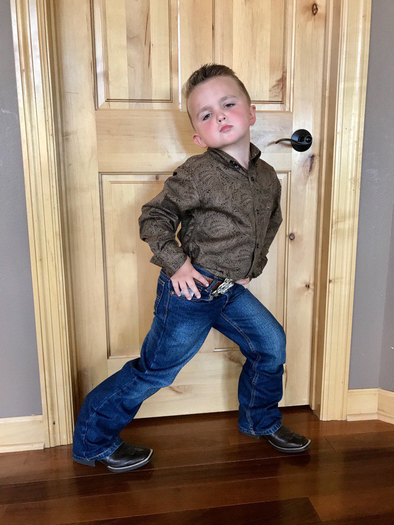 FoodandSwine1's tweet photo. Friday's got me feeling like...
#friyay #farmkid #joysofboys #boymom https://t.co/fWK4RV1Fcq